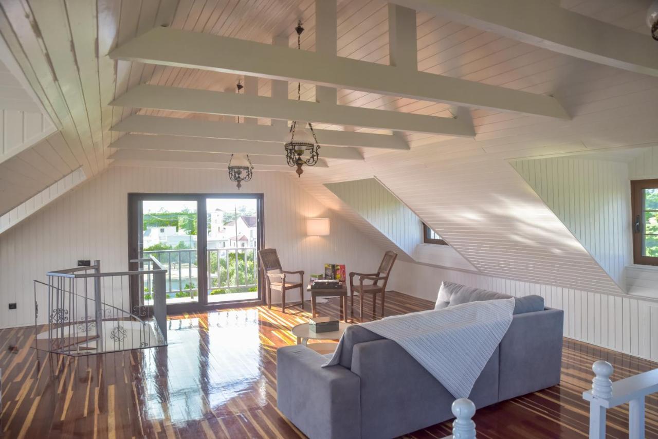 Alexandre Maison Beachfront Gialova Vacation Home Exterior foto